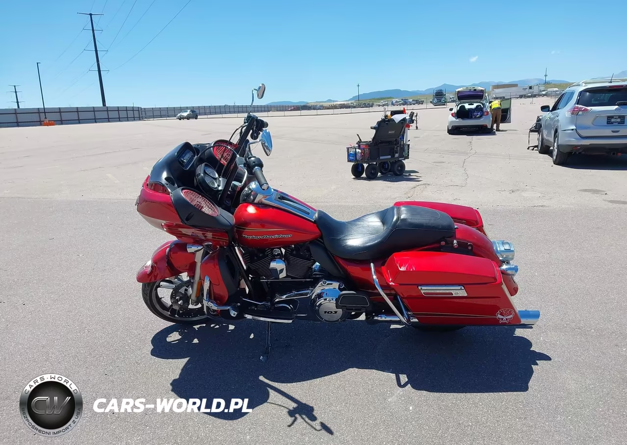 2013 Harley-Davidson Fltru Road Glide Ultra VIN:1HD1KGM16DB617633 - 13