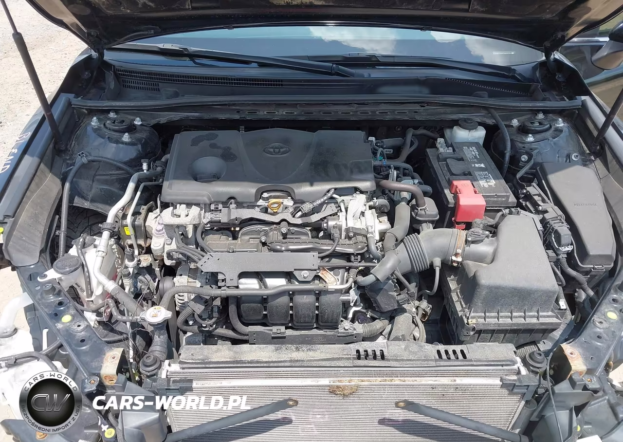 2018 Toyota Camry Le VIN:4T1B11HK3JU672433 - 10