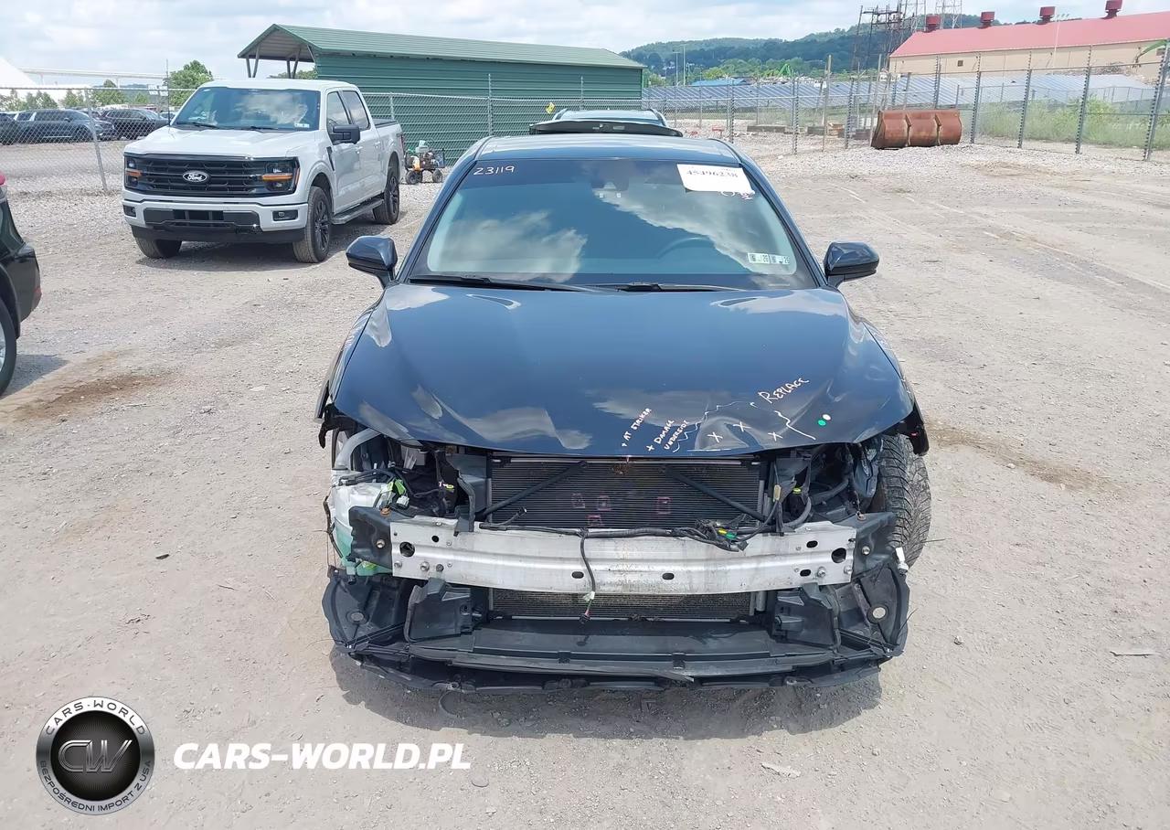 2018 Toyota Camry Le VIN:4T1B11HK3JU672433 - 13