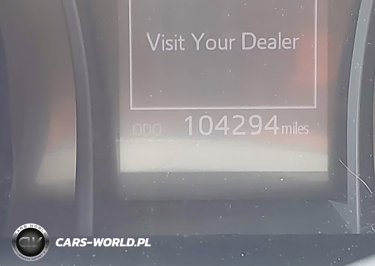 2018 Toyota Camry Le VIN:4T1B11HK3JU672433 - 16