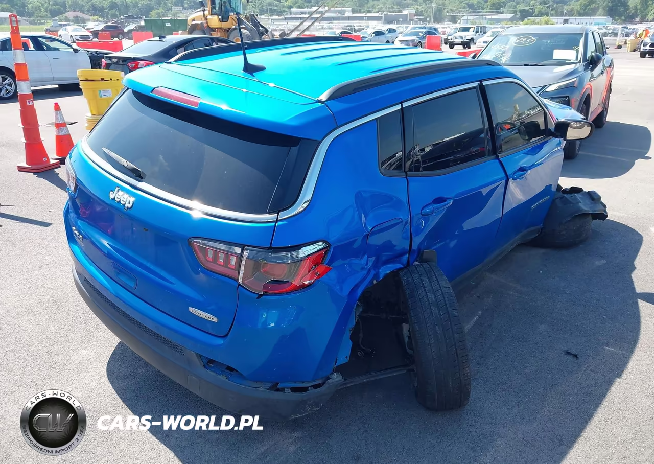 2022 Jeep Compass Latitude 4X4 VIN:3C4NJDBB5NT128253 - 4