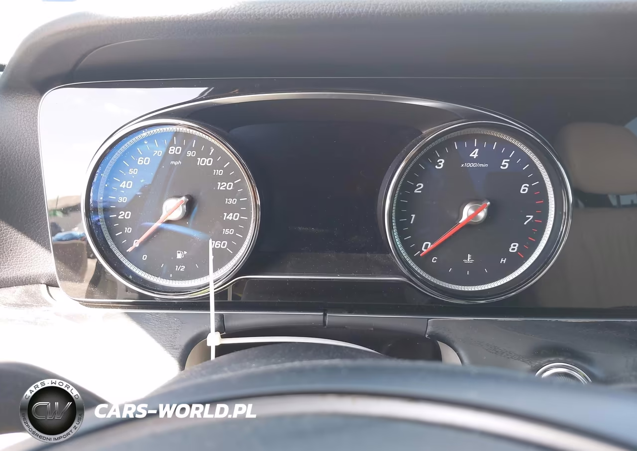 2017 Mercedes-Benz E 300 4Matic VIN:WDDZF4KB1HA240889 - 7