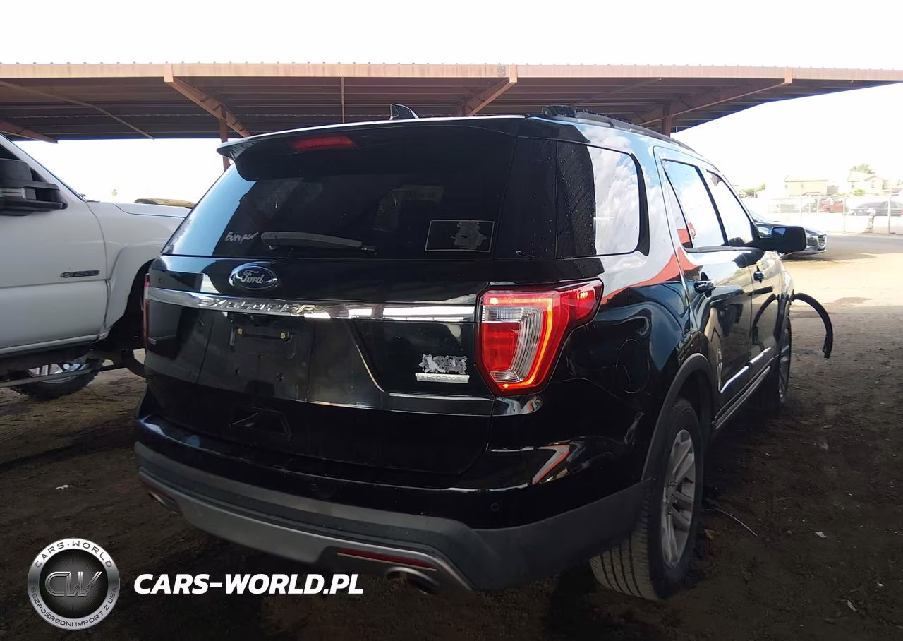 2016 Ford Explorer Xlt VIN:1FM5K7DH3GGC34574 - 4