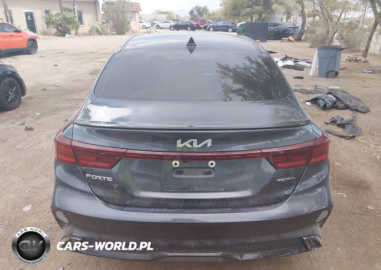 2023 Kia Forte Gt-Line VIN:3KPF54AD3PE642718 - 15