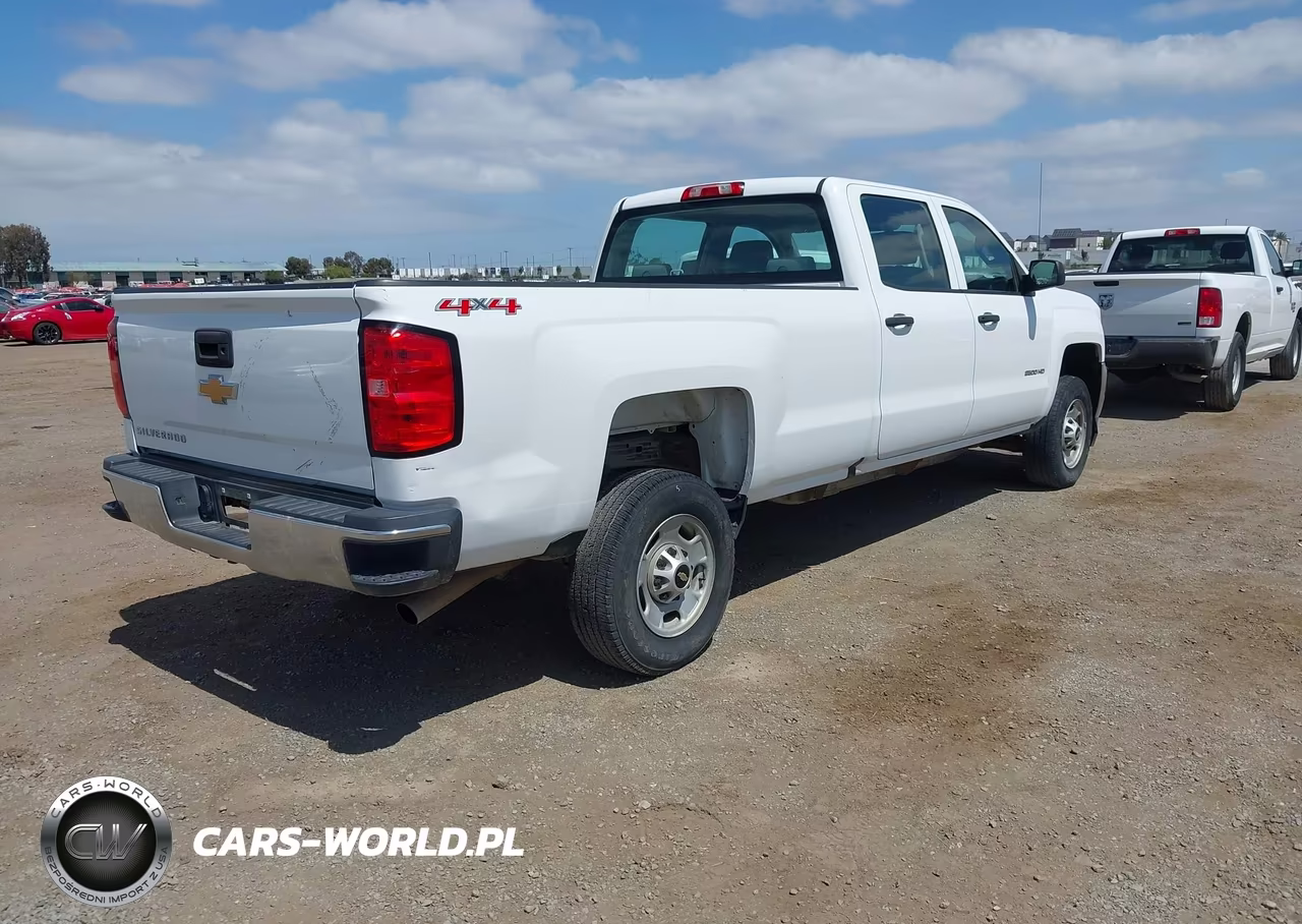2017 Chevrolet Silverado 2500Hd Work Truck VIN:1GC1KUEG1HF200244 - 4