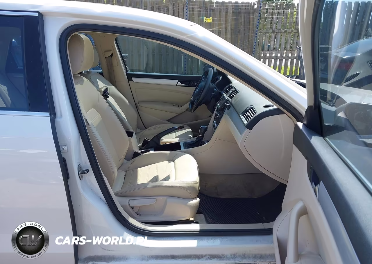 2012 Volkswagen Passat 3.6L V6 Se VIN:1VWBM7A39CC094023 - 5