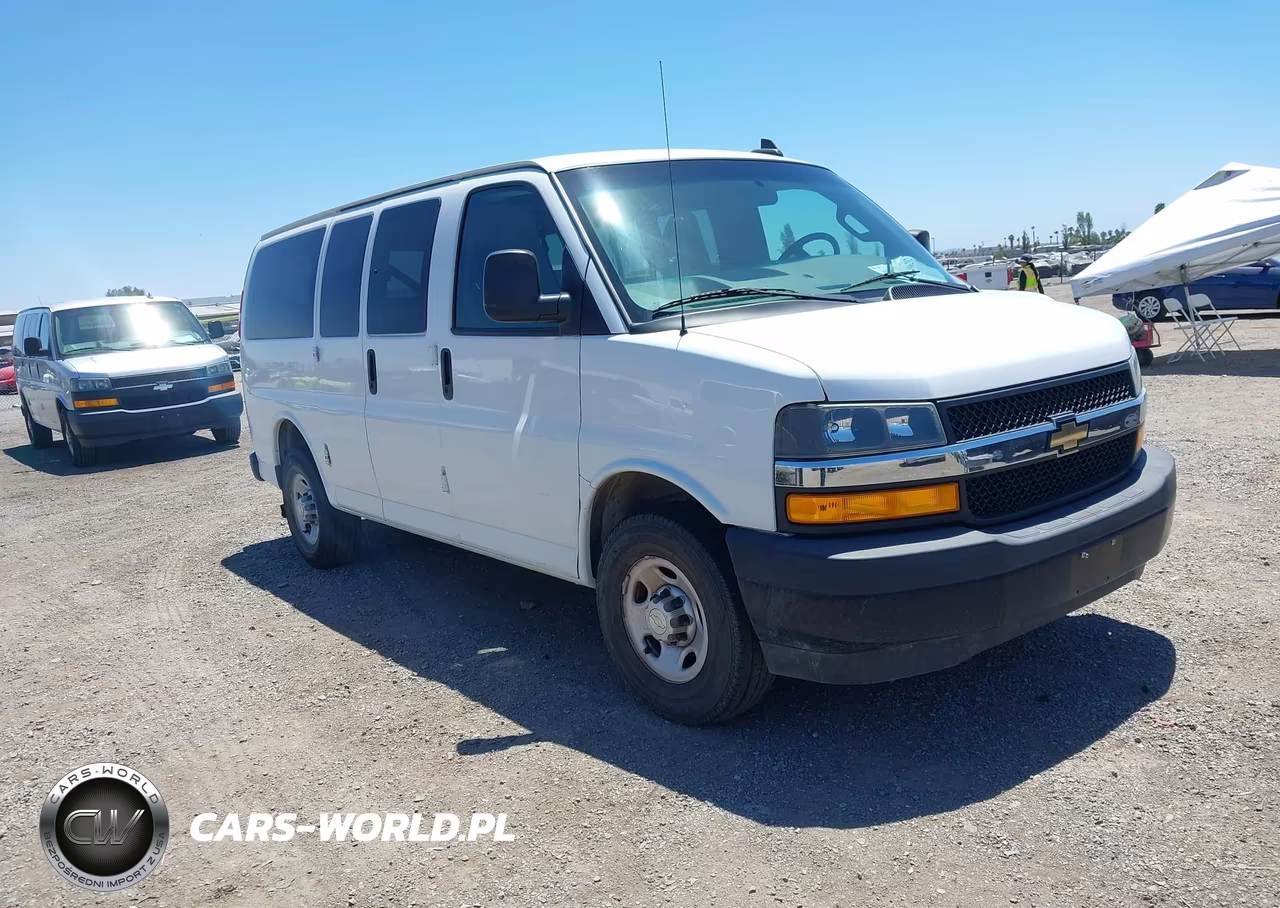 2019 Chevrolet Express 2500 Ls – zdjęcie 1 z 17