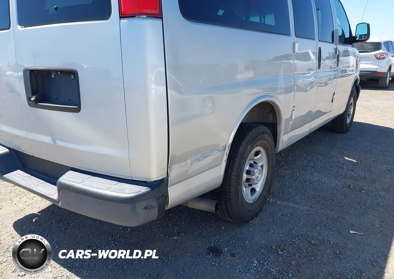 2019 Chevrolet Express 2500 Ls VIN:1GAWGEFGXK1288199 - 12