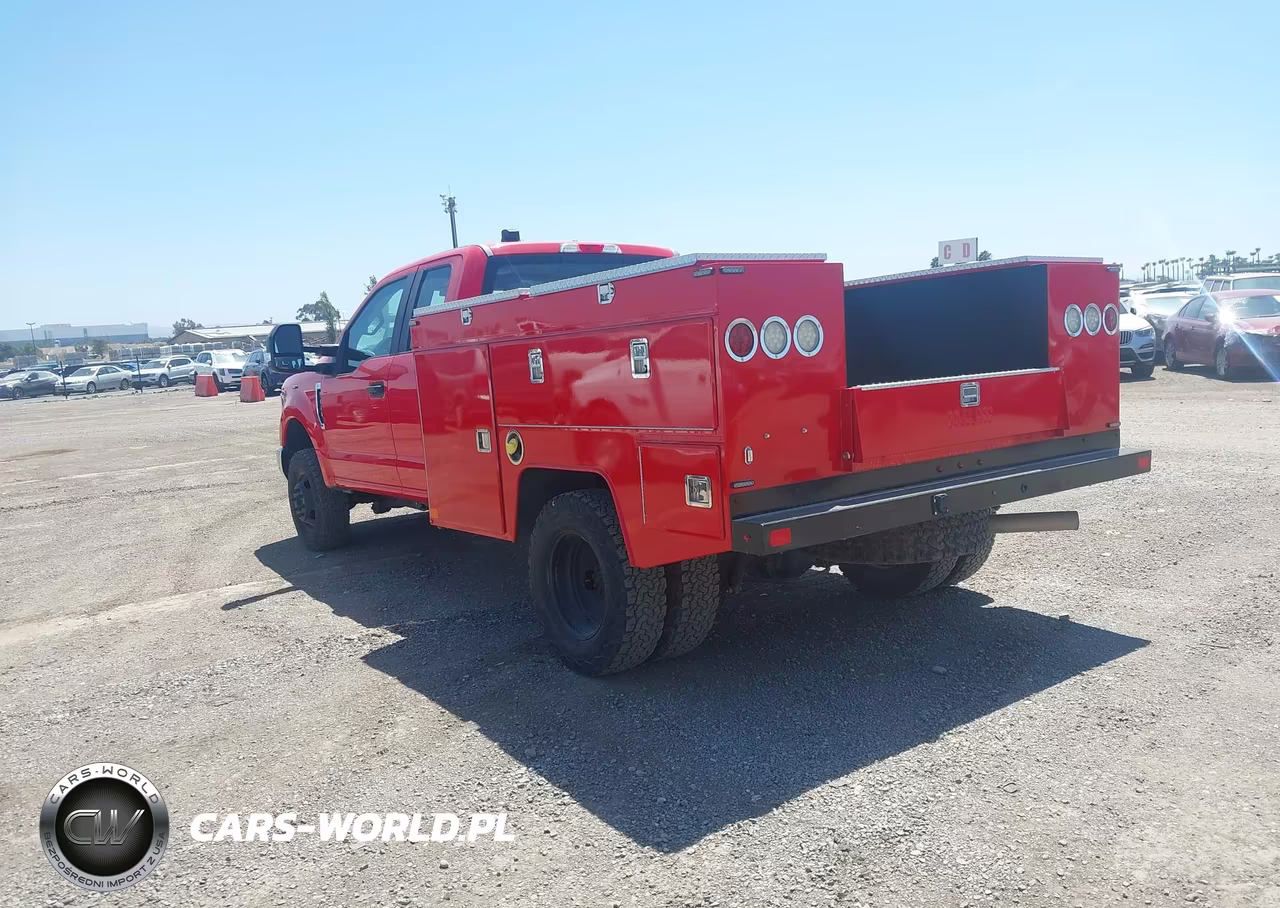 2018 Ford F-350 Lariat-Xl-Xlt VIN:1FT8X3D62JEC69989 - 3