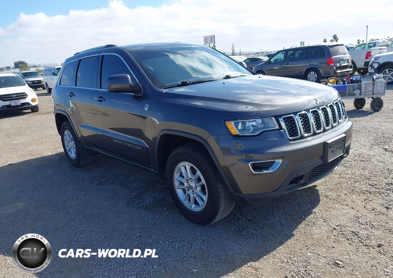 2019 Jeep Grand Cherokee Laredo E 4X4 – zdjęcie 1 z 17