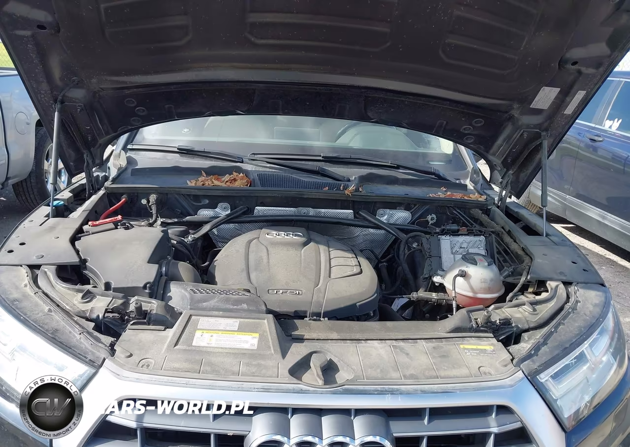 2018 Audi Q5 2.0T Premium-2.0T Tech Premium VIN:WA1BNAFY5J2200305 - 10