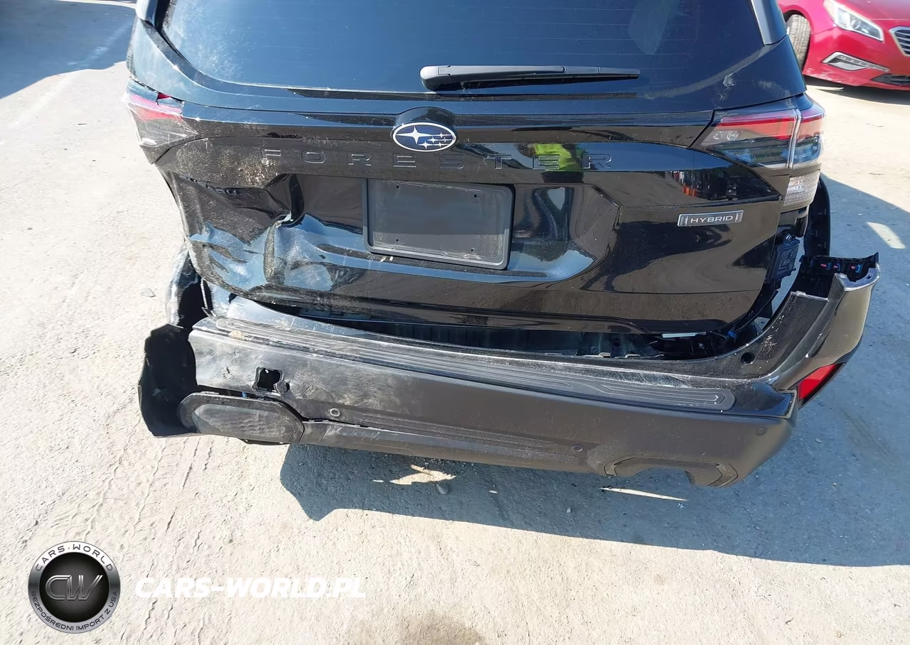 2025 Subaru Forester Touring Hybrid VIN:JF2SLSTDXSH446527 - 18
