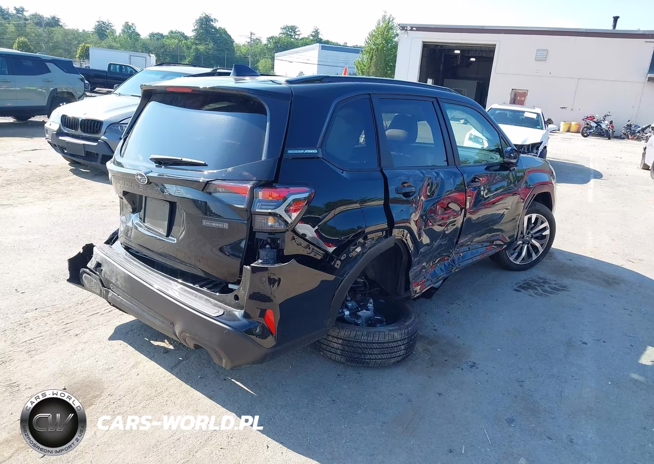 2025 Subaru Forester Touring Hybrid VIN:JF2SLSTDXSH446527 - 4