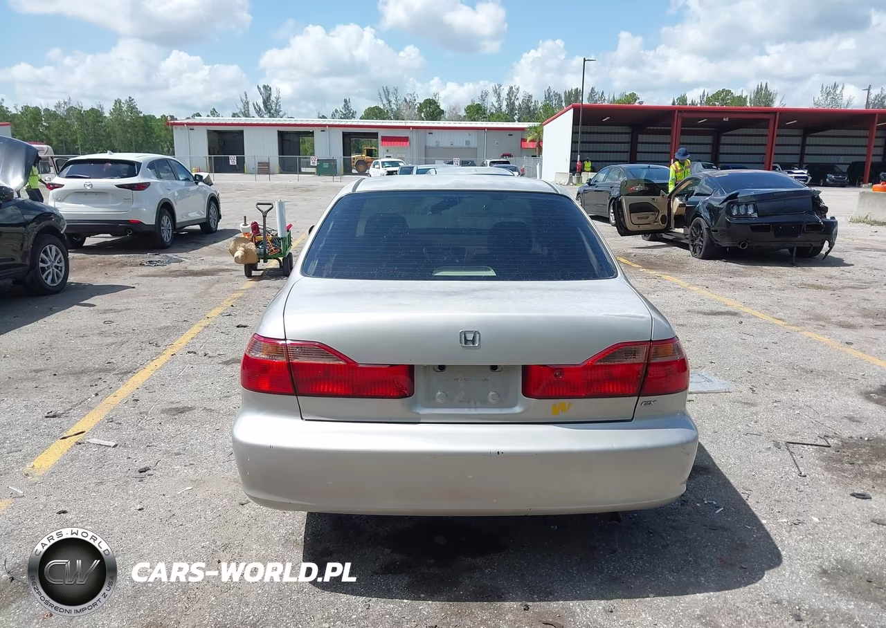 1998 Honda Accord Ex VIN:1HGCG5658WA188778 - 17