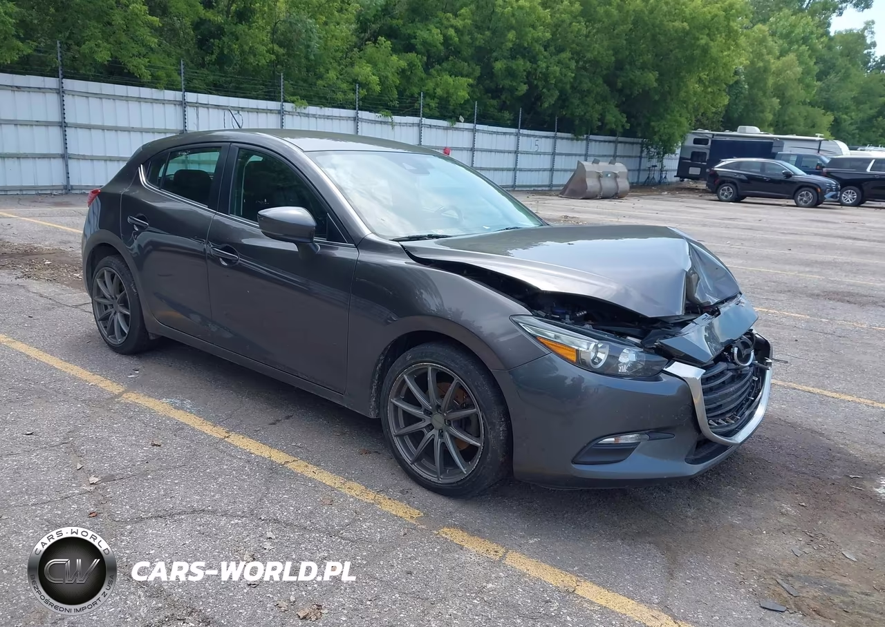 2018 Mazda Mazda3 Touring – zdjęcie 1 z 16