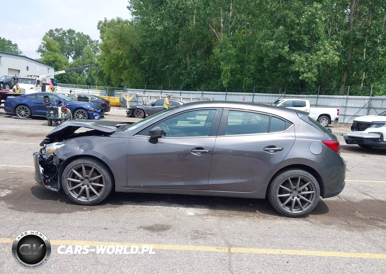 2018 Mazda Mazda3 Touring VIN:3MZBN1L31JM209040 - 14