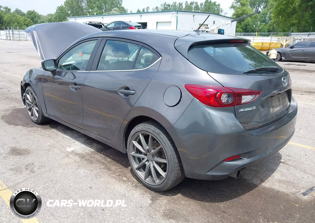 2018 Mazda Mazda3 Touring VIN:3MZBN1L31JM209040 - 3