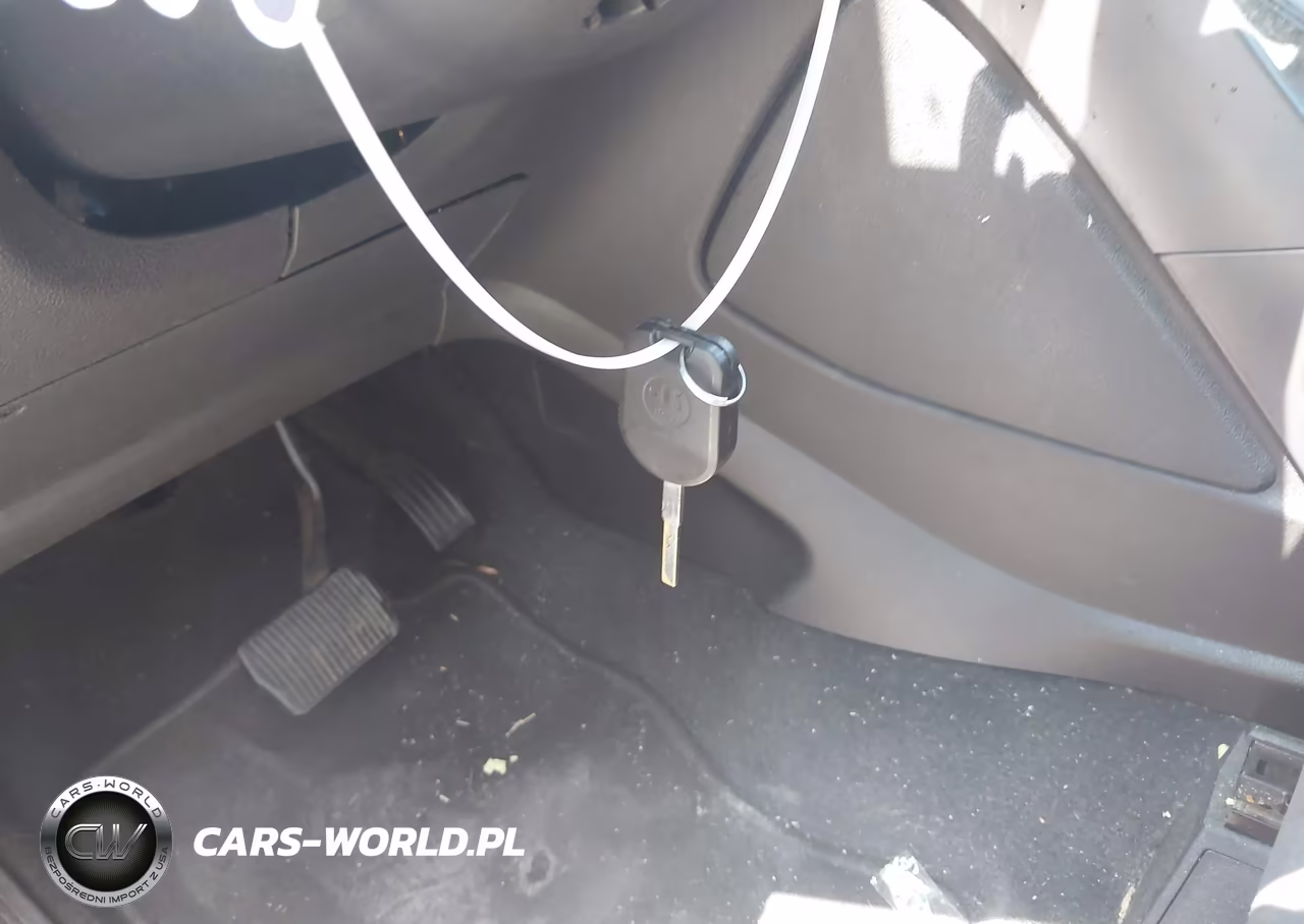 2016 Ford Escape S VIN:1FMCU0F77GUC04069 - 12