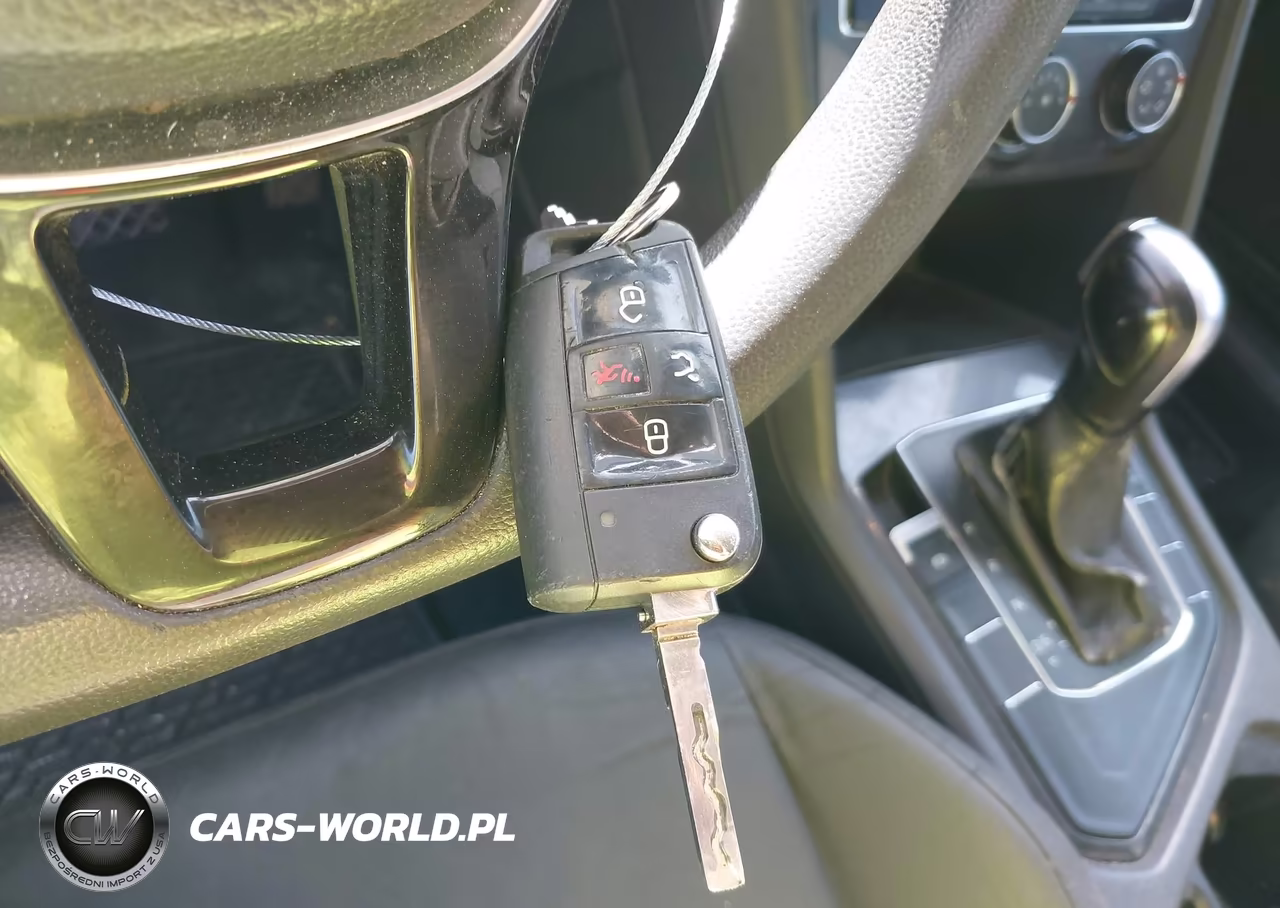 2018 Volkswagen Tiguan 2.0T S VIN:3VV1B7AX2JM015439 - 11