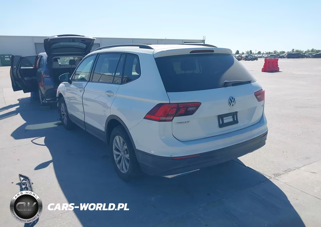2018 Volkswagen Tiguan 2.0T S VIN:3VV1B7AX2JM015439 - 3