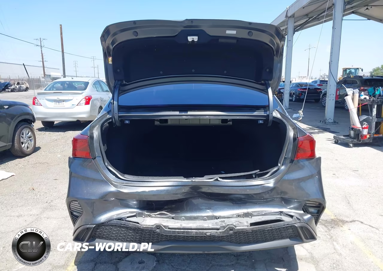 2023 Kia Forte Lxs VIN:3KPF24AD6PE521397 - 16