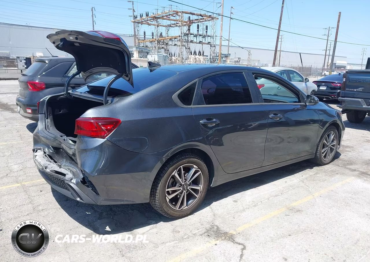 2023 Kia Forte Lxs VIN:3KPF24AD6PE521397 - 4