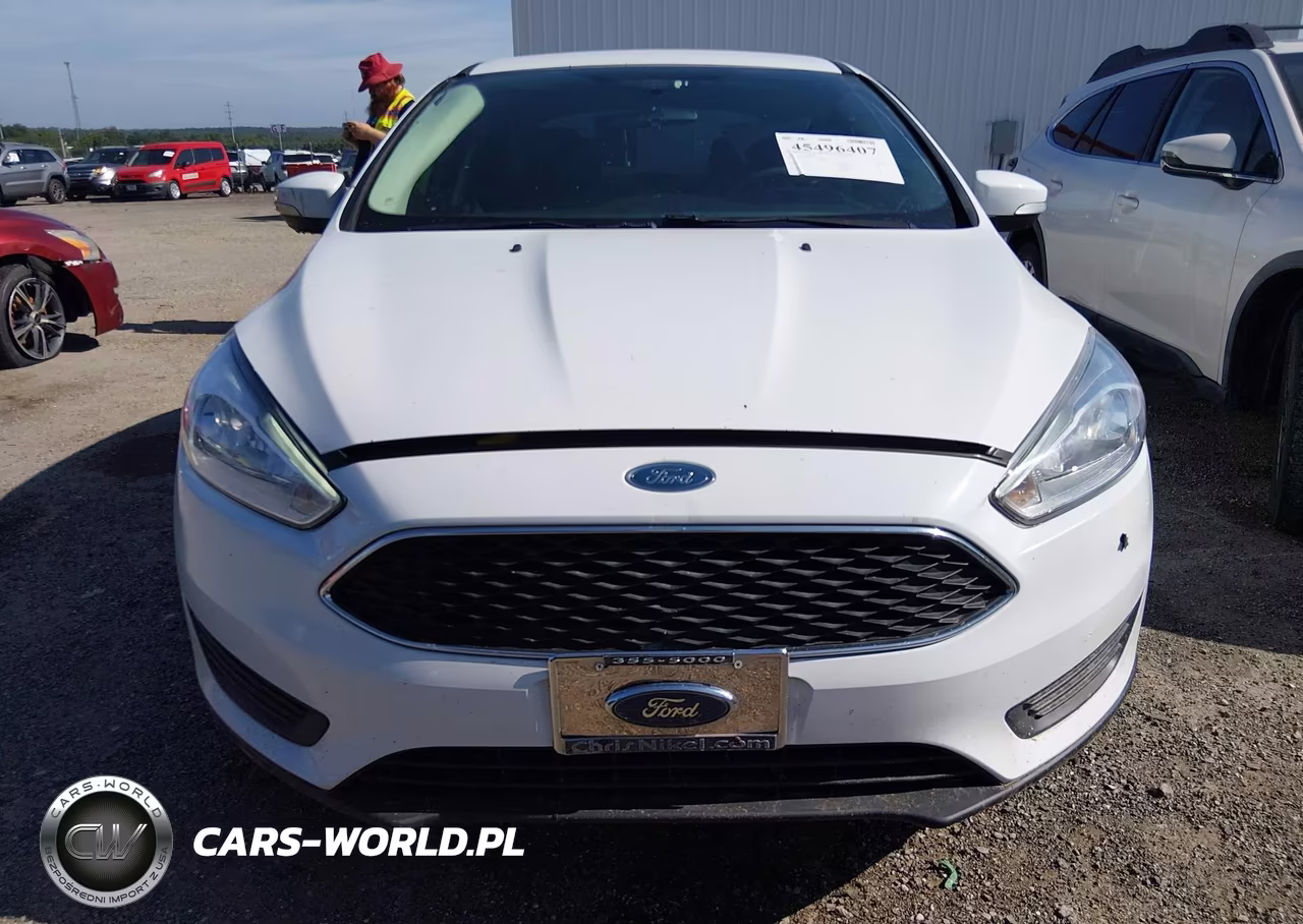 2016 Ford Focus Se VIN:1FADP3F20GL285272 - 11