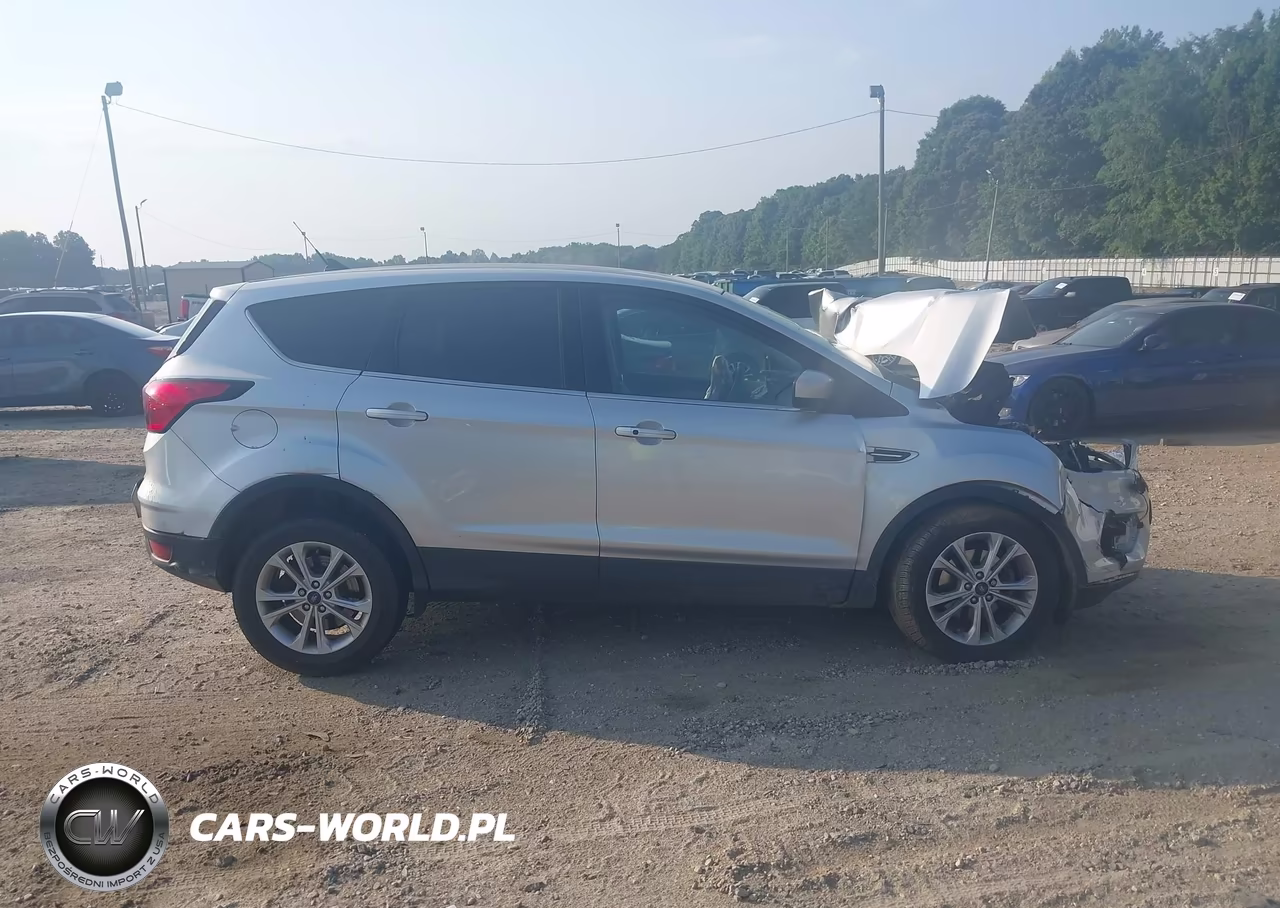 2019 Ford Escape Se VIN:1FMCU0GD1KUB93924 - 13