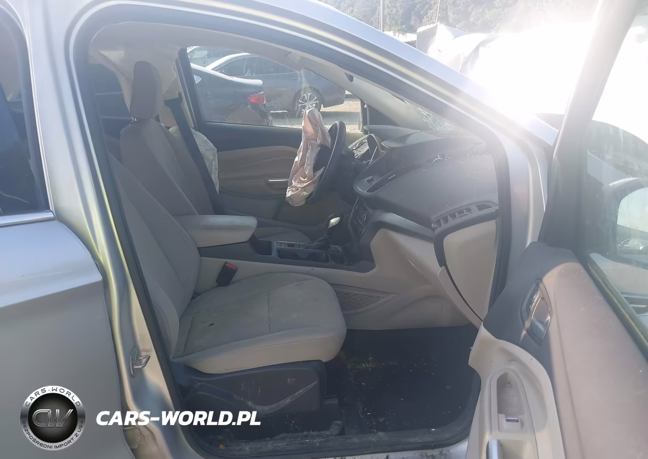 2019 Ford Escape Se VIN:1FMCU0GD1KUB93924 - 5