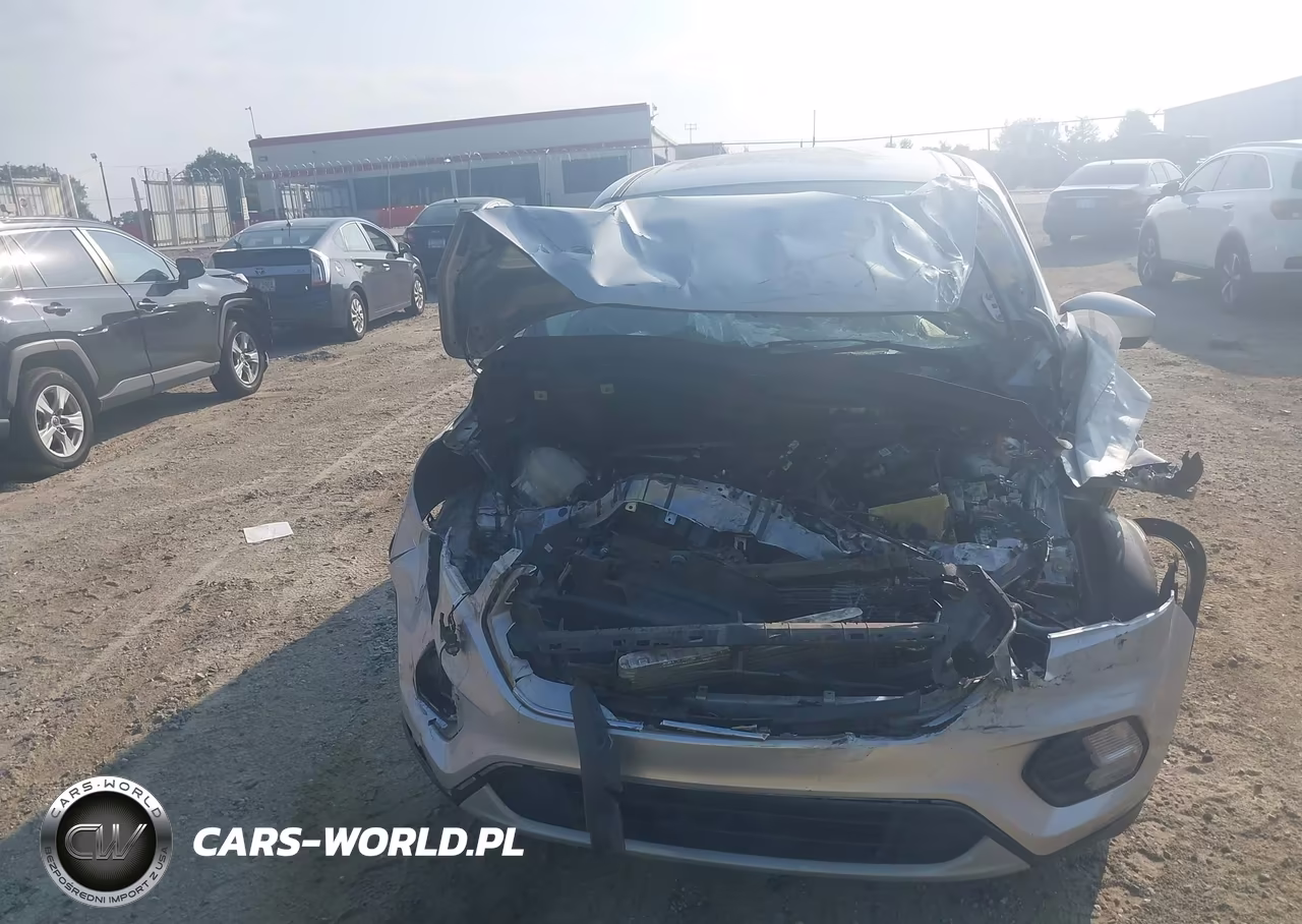 2019 Ford Escape Se VIN:1FMCU0GD1KUB93924 - 6