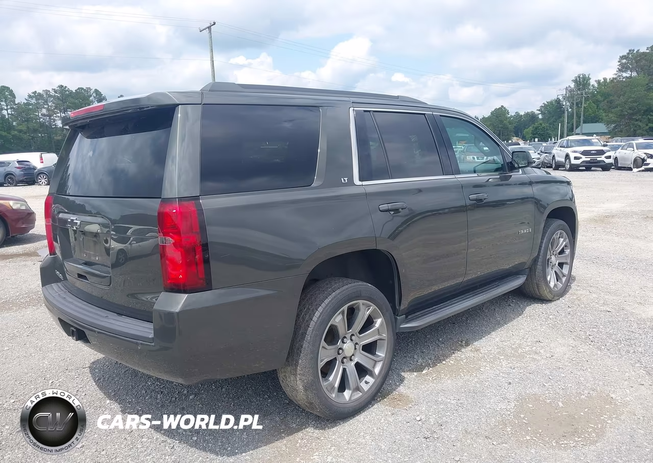 2019 Chevrolet Tahoe Lt VIN:1GNSKBKC5KR151489 - 4