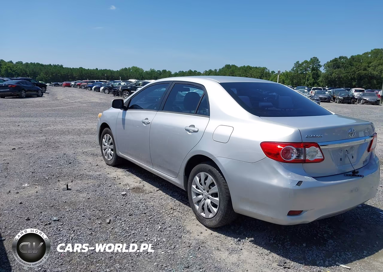 2012 Toyota Corolla Le VIN:2T1BU4EE5CC810338 - 3