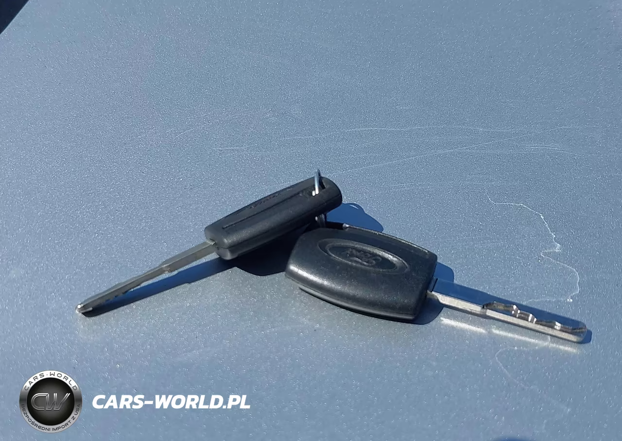 2012 Ford Fiesta S VIN:3FADP4AJ3CM221806 - 11