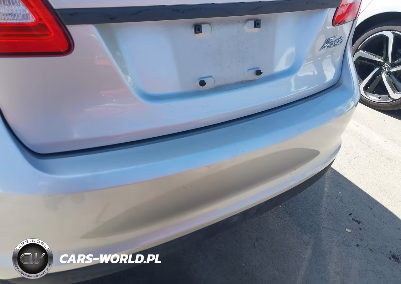2012 Ford Fiesta S VIN:3FADP4AJ3CM221806 - 6