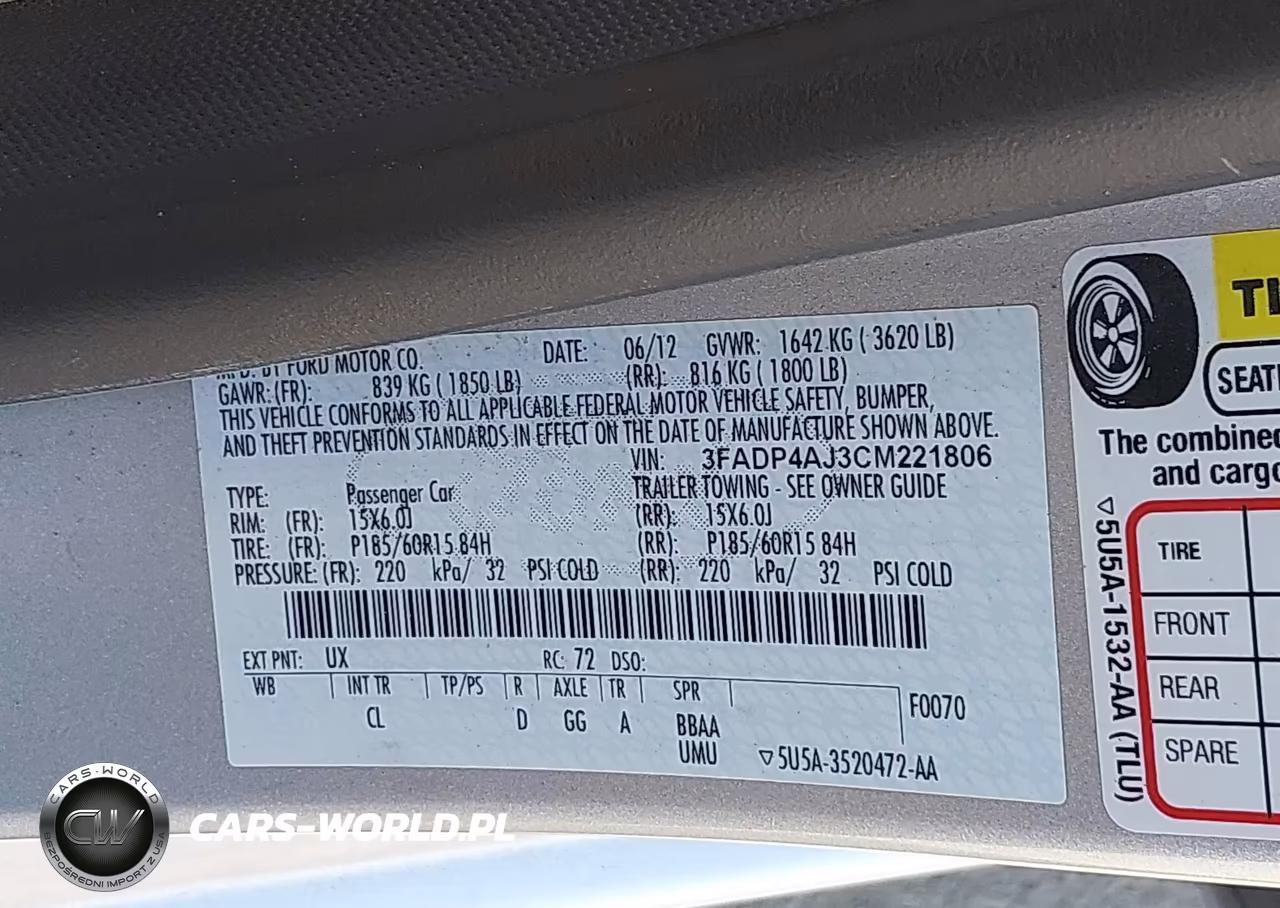 2012 Ford Fiesta S VIN:3FADP4AJ3CM221806 - 9
