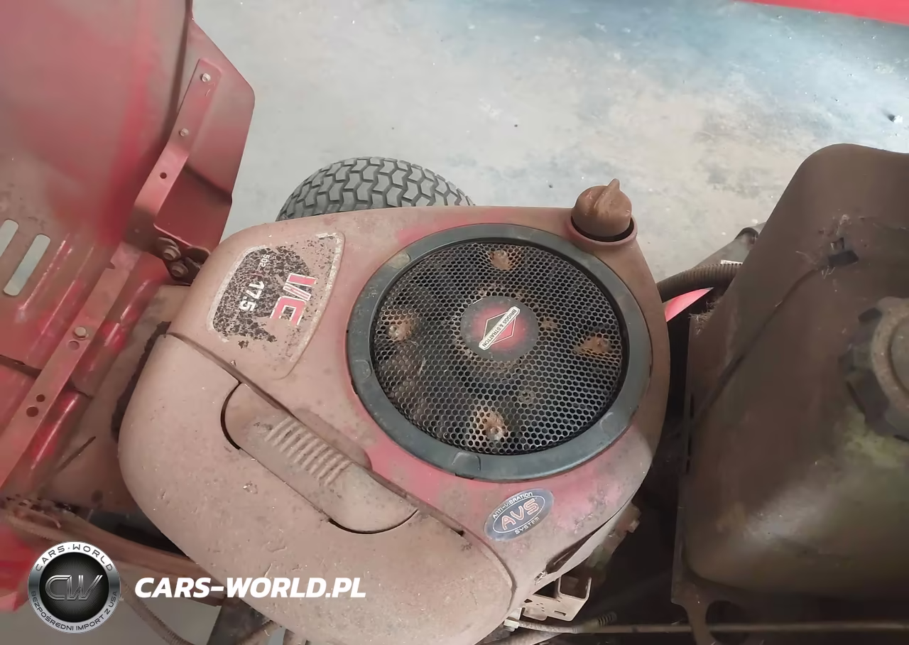 2015 Troy-Bilt Riding Lawnmower VIN:1C127B80172 - 10