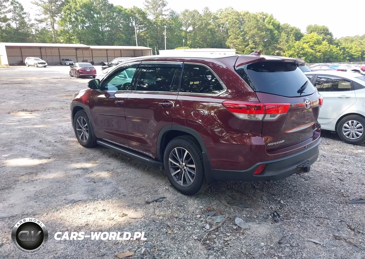 2017 Toyota Highlander Xle VIN:5TDJZRFHXHS449349 - 3