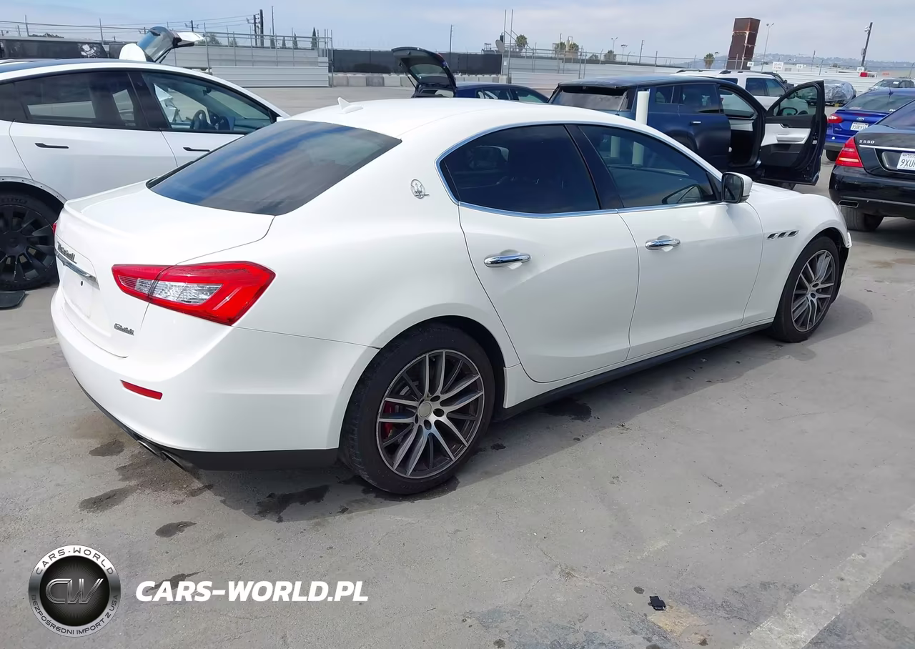 2015 Maserati Ghibli VIN:ZAM57XSA9F1149313 - 4