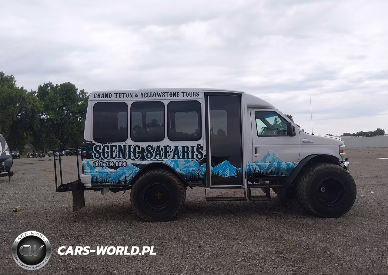 2013 Ford E-350 Cutaway VIN:1FDWE3FSXDDB27547 - 13