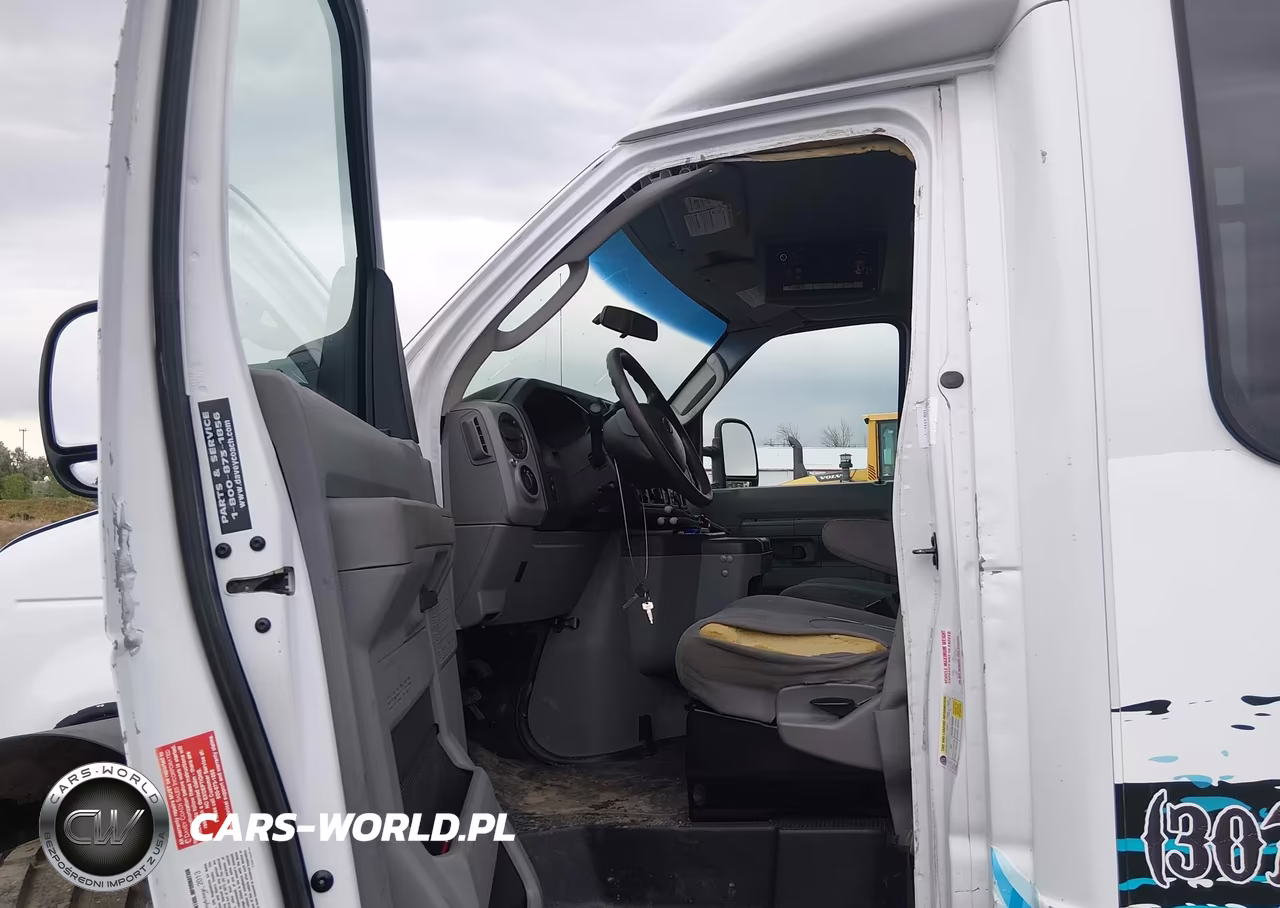 2013 Ford E-350 Cutaway VIN:1FDWE3FSXDDB27547 - 6