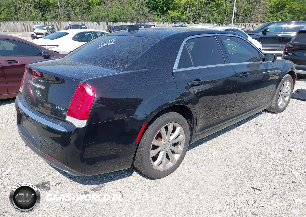 2017 Chrysler 300 Limited Awd VIN:2C3CCARG0HH521905 - 4