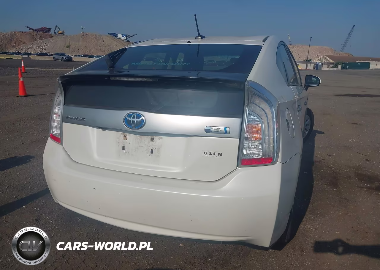 2013 Toyota Prius Plug-In VIN:JTDKN3DP1D3037713 - 16