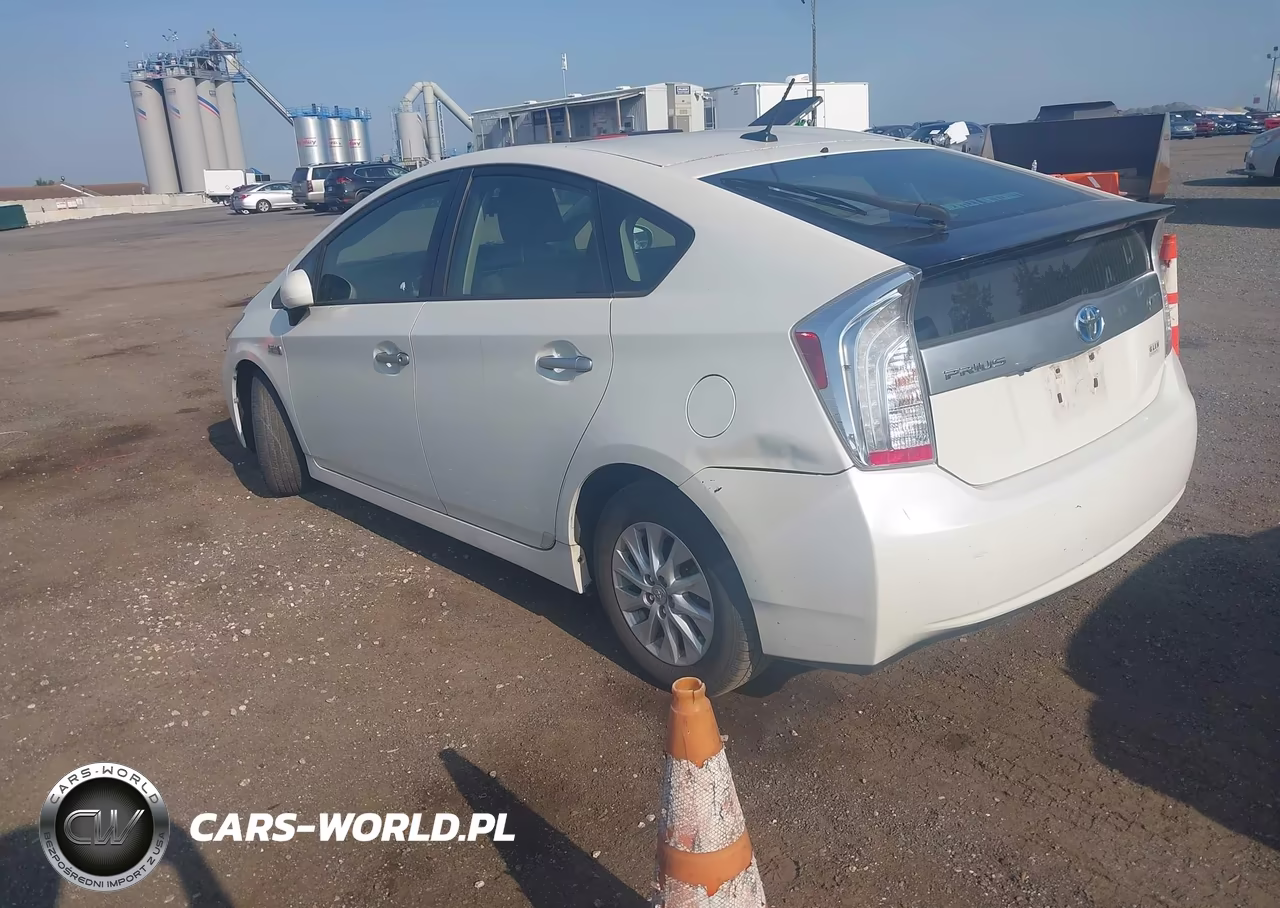 2013 Toyota Prius Plug-In VIN:JTDKN3DP1D3037713 - 3