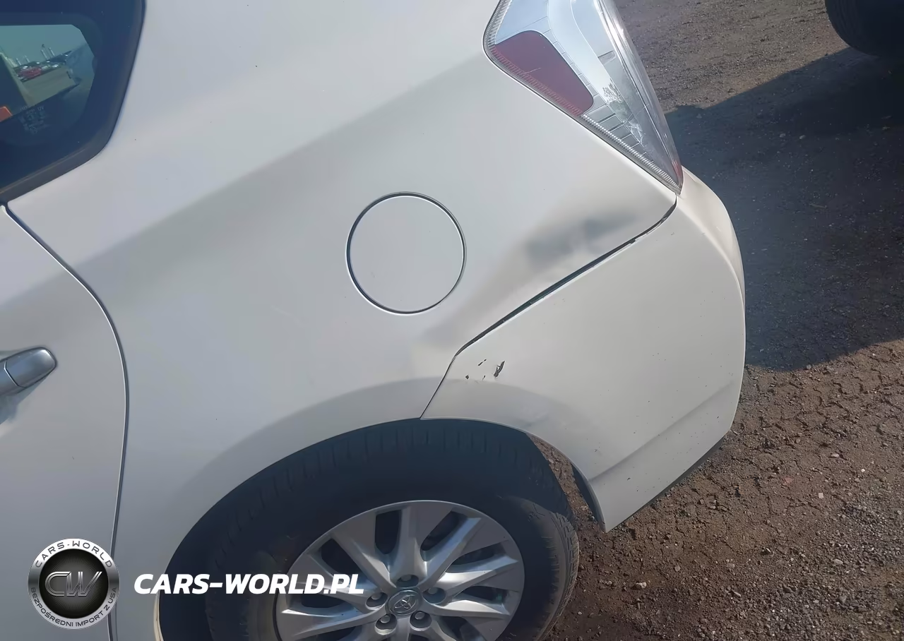 2013 Toyota Prius Plug-In VIN:JTDKN3DP1D3037713 - 6