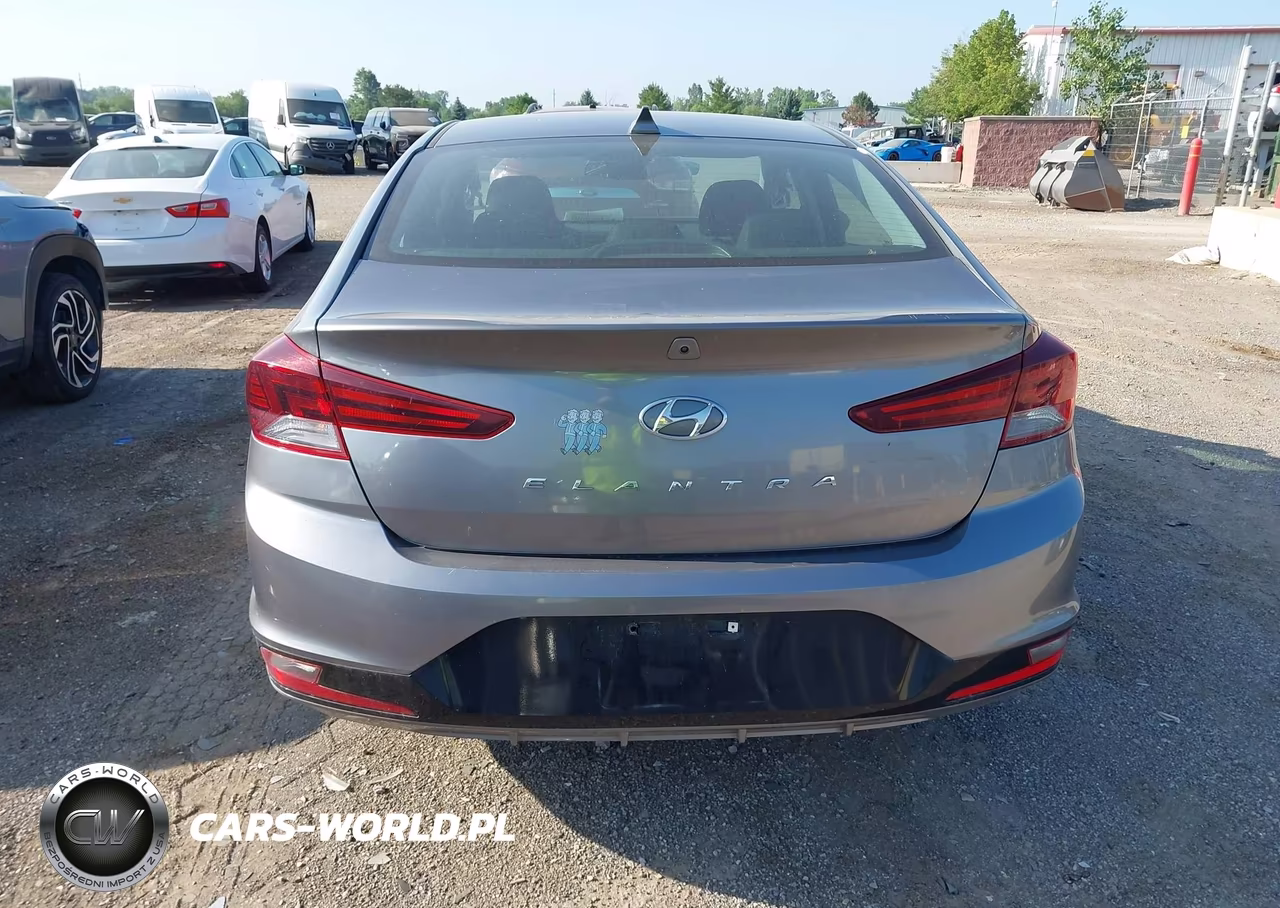 2020 Hyundai Elantra Sel VIN:5NPD84LF5LH527220 - 16