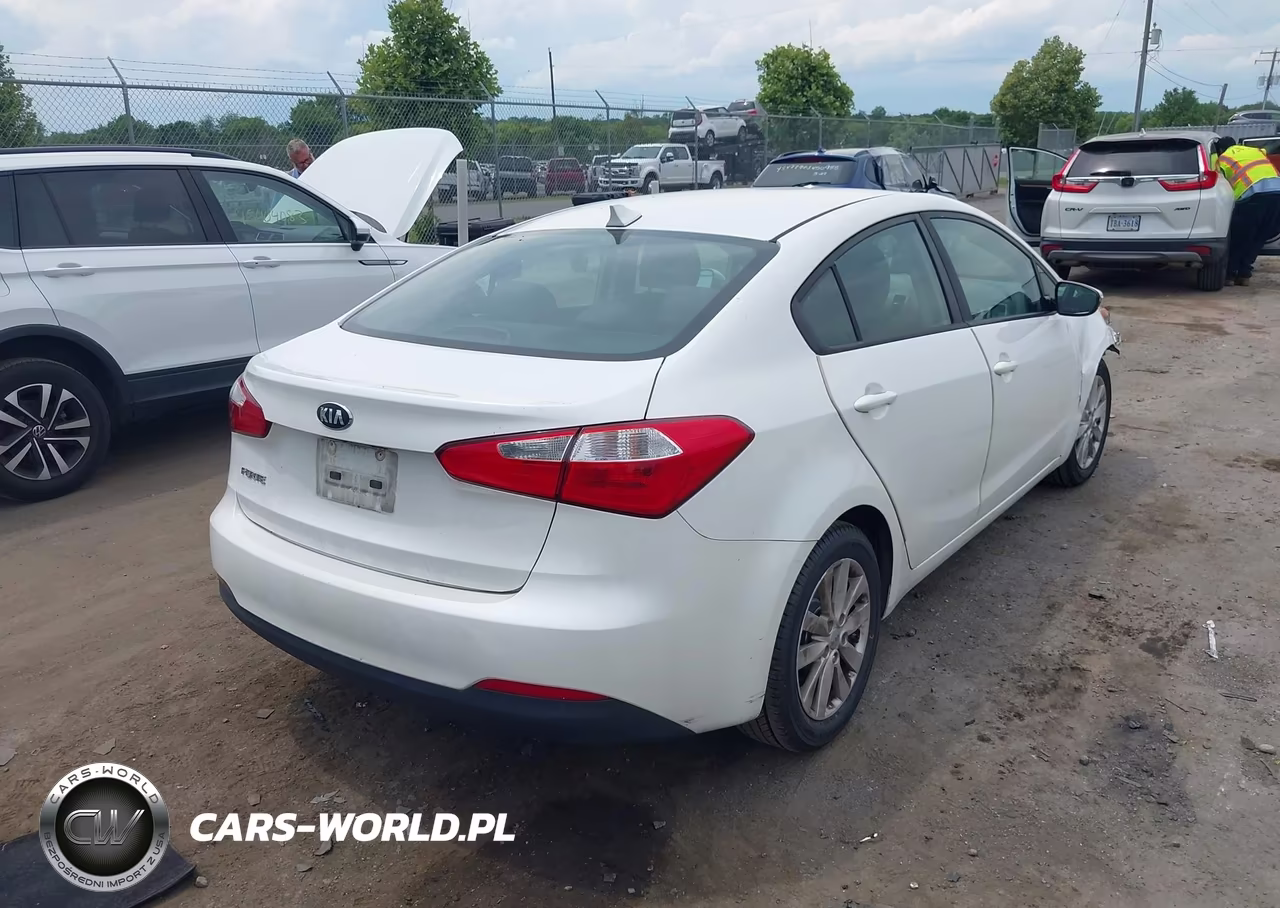2016 Kia Forte Lx VIN:KNAFX4A65G5603309 - 4