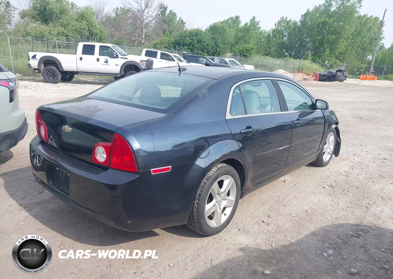2011 Chevrolet Malibu Ls VIN:1G1ZB5E17BF147358 - 4