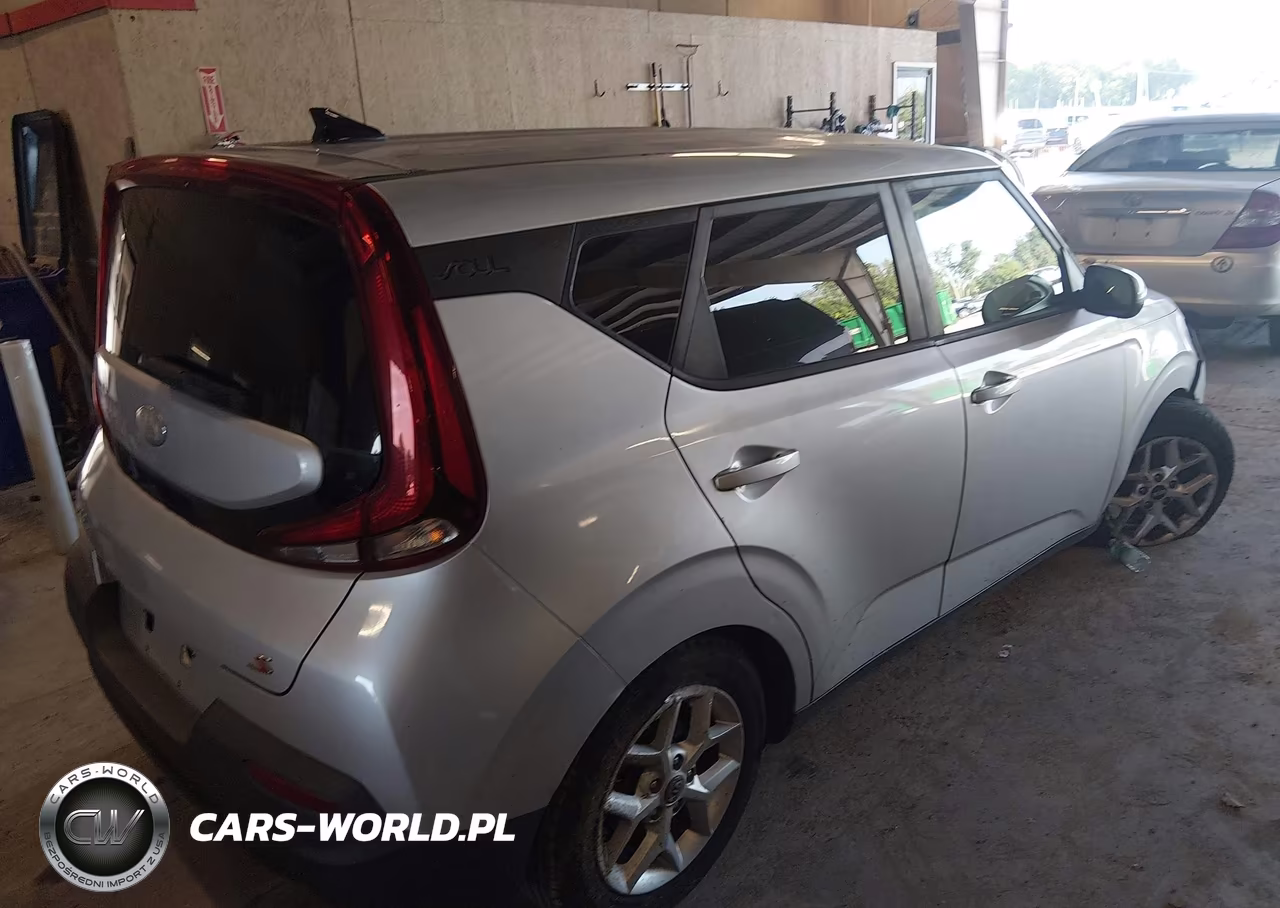 2020 Kia Soul S VIN:KNDJ23AU7L7009629 - 4