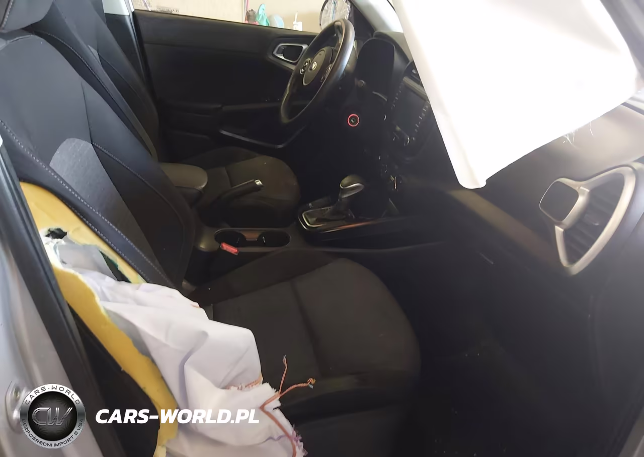 2020 Kia Soul S VIN:KNDJ23AU7L7009629 - 5