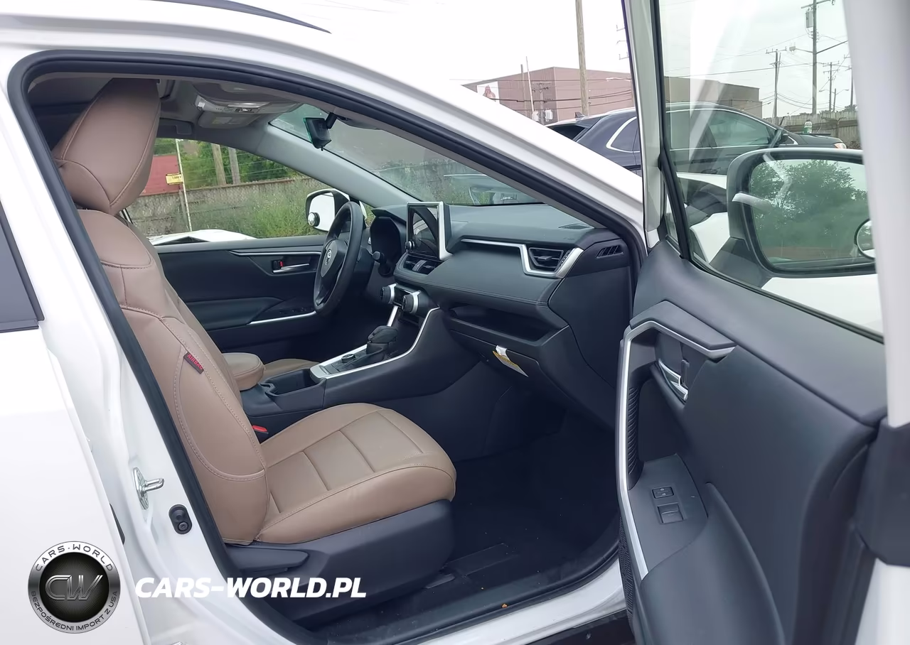2025 Toyota Rav4 Hybrid Xle VIN:JTMRWRFV1SD342887 - 5